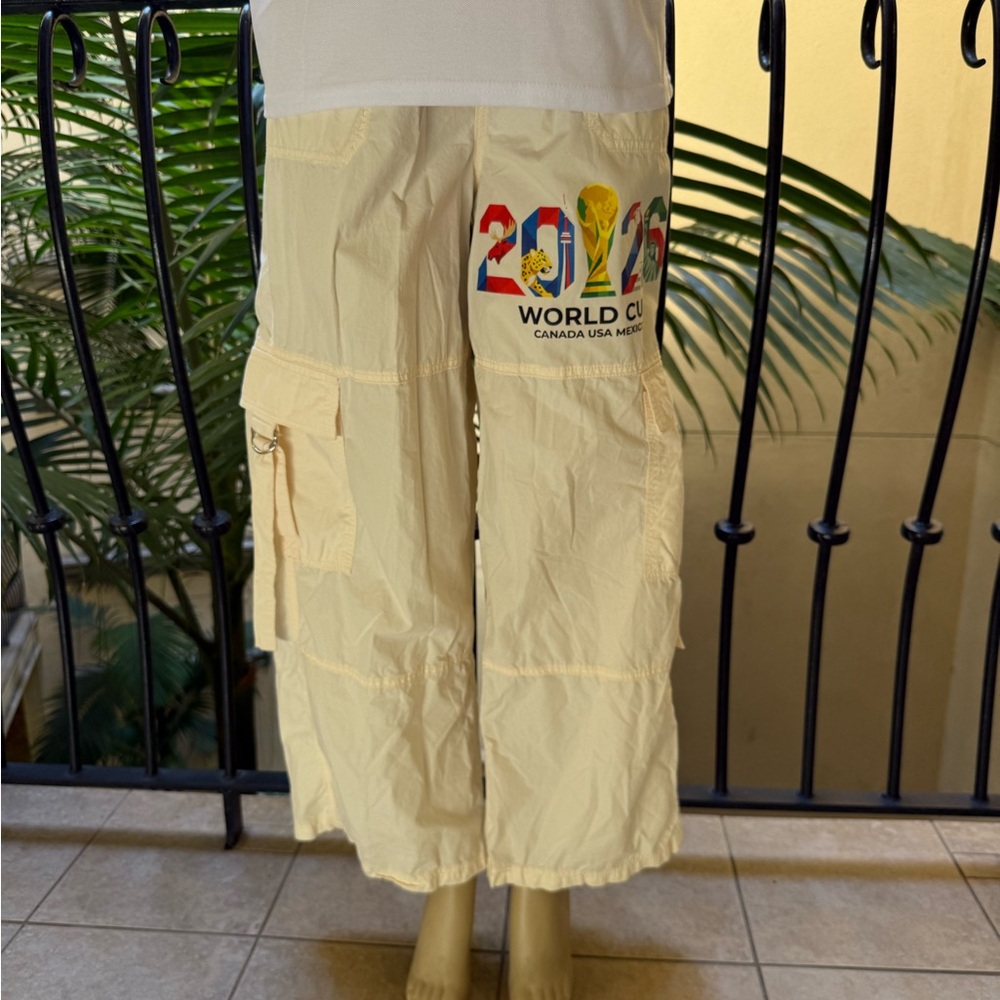 2021 World Cup Graphic Cargo Capri Pants - Pale Yellow